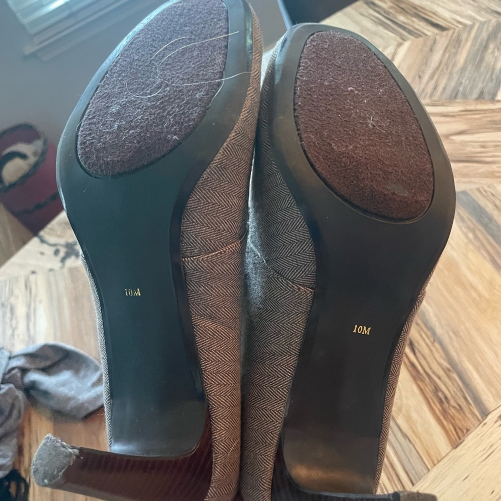 A/M Heel - Picture 3 of 3